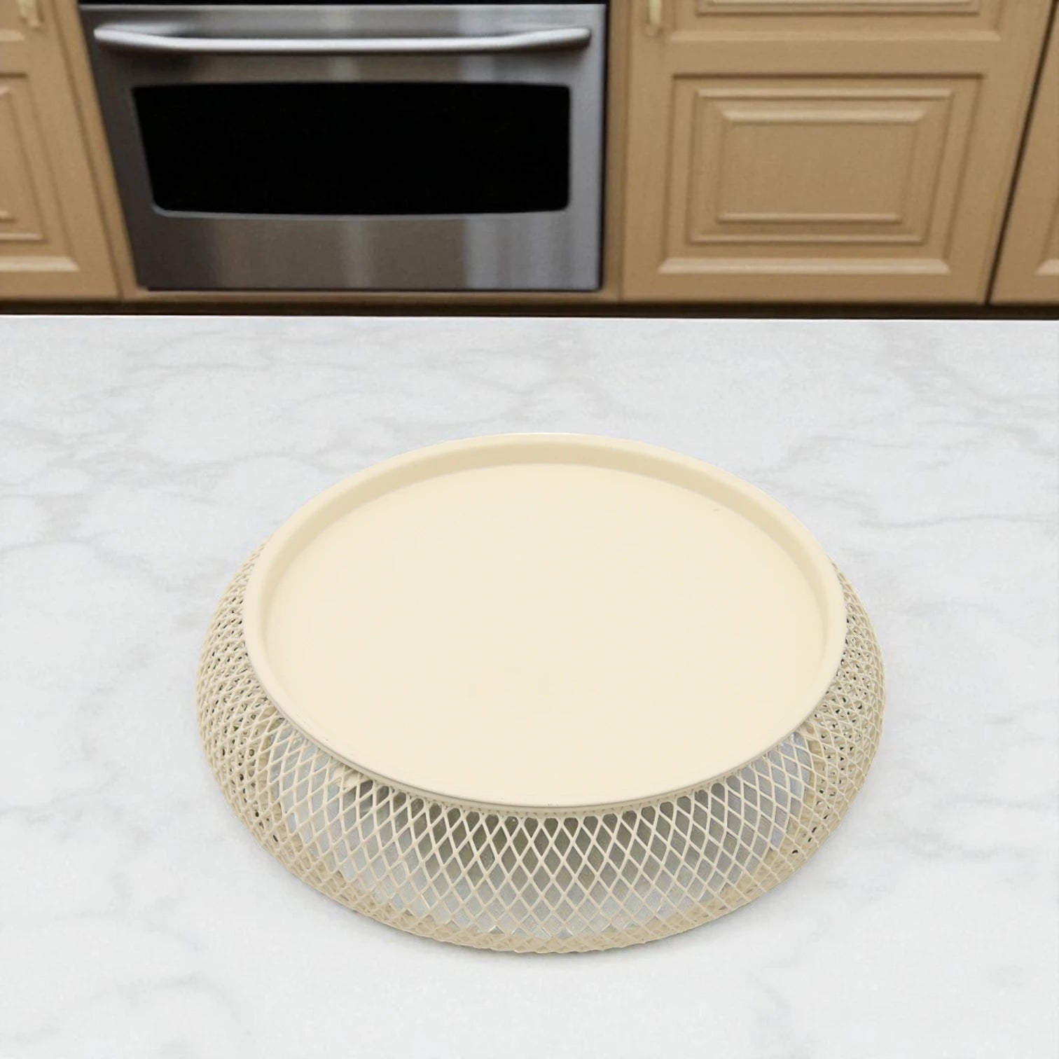 Damoo Durable Snack Tray with Protective Metal Mesh Cover – Shatter-Resistant Base & Insect-Proof Dome for Fruit, Pastry & Dessert Serving - Damoo