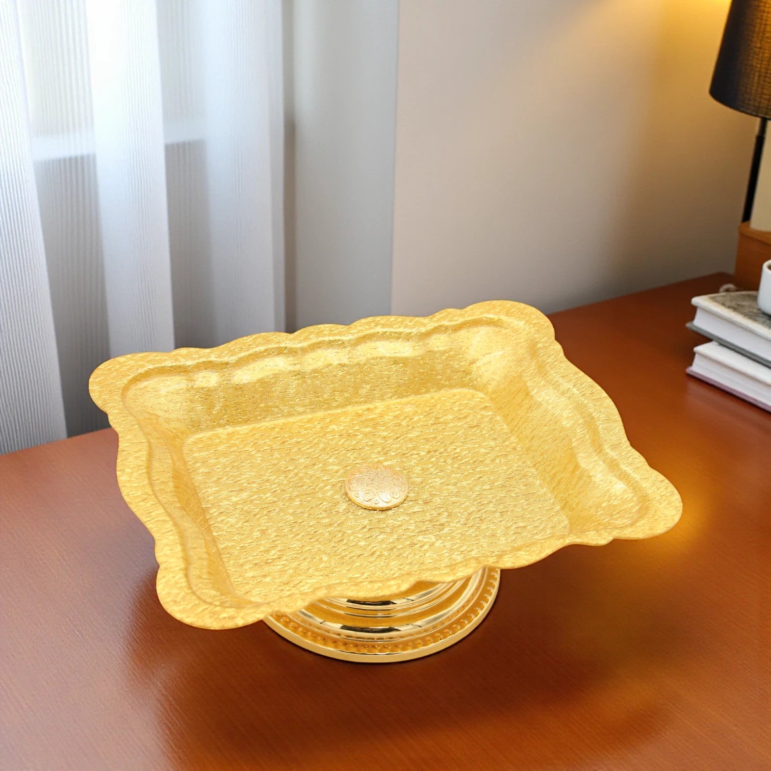 Damoo Elegant Gold-Plated Serving Tray with Dome Lid – Decorative Square Dessert Stand for Sweets, Dates & Treats - Damoo
