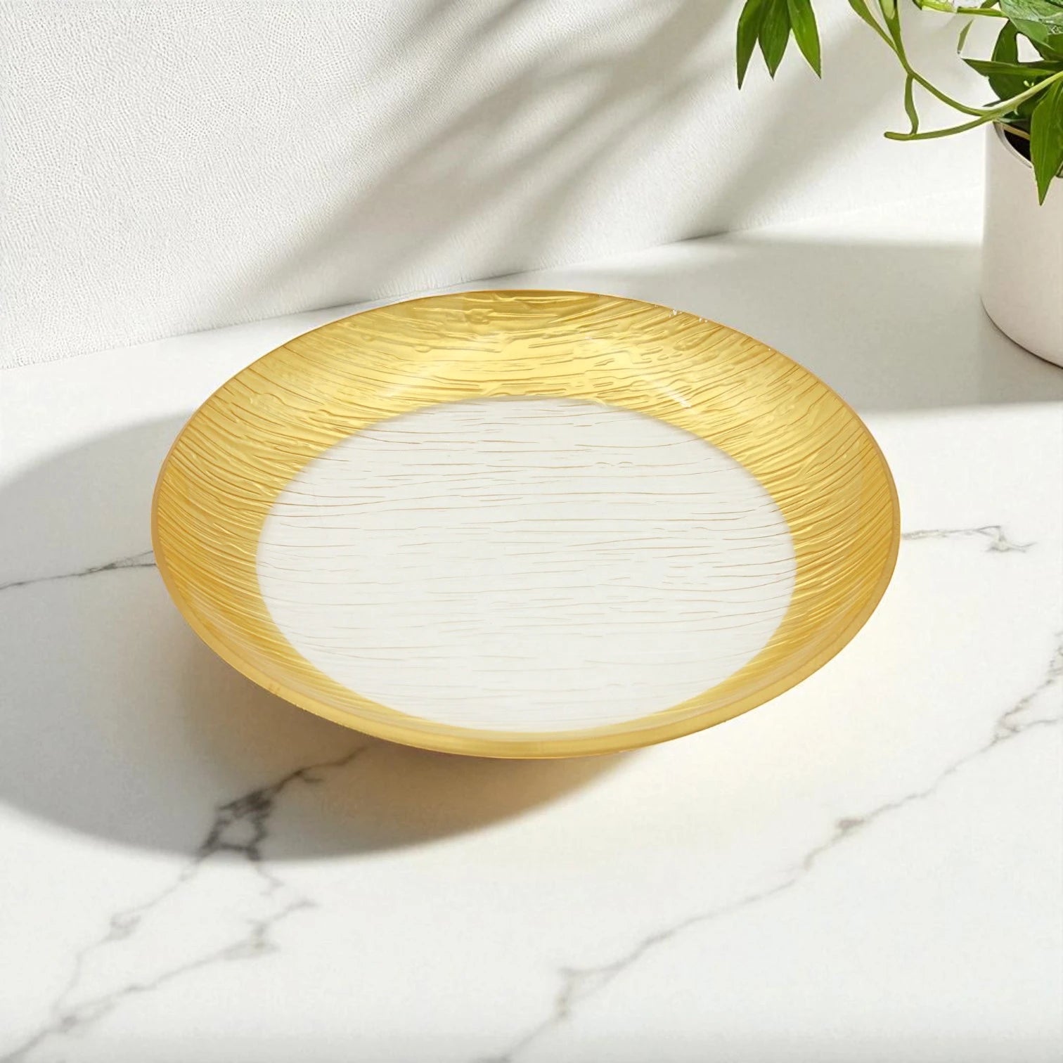 Damoo Elegant Textured Acrylic Cake Stand with Dome Lid – Clear Round Dessert Display Tray with Golden Handle – Perfect for Cakes, Pastries, Cheese & Snacks - Damoo