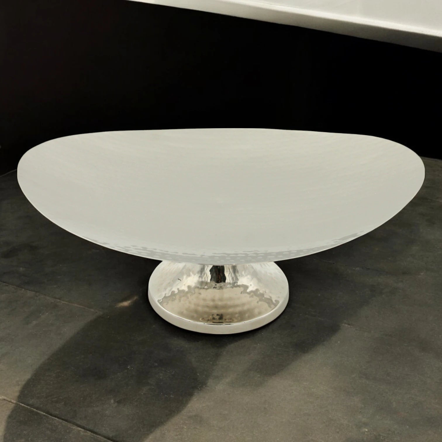 Damoo Hammered Oval Metal Decorative Plate with Pedestal Stand – Elegant Silver Centerpiece Bowl for Dining Table or Console Display - Damoo