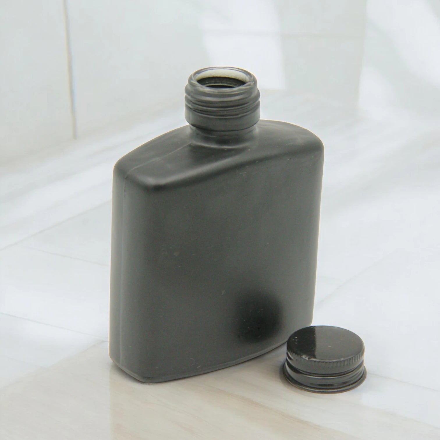 Damoo Matte Black Glass Bottle with Screw Cap – Refillable Stylish Container for Oils, Fragrances, Lotions, or Liquids - Damoo