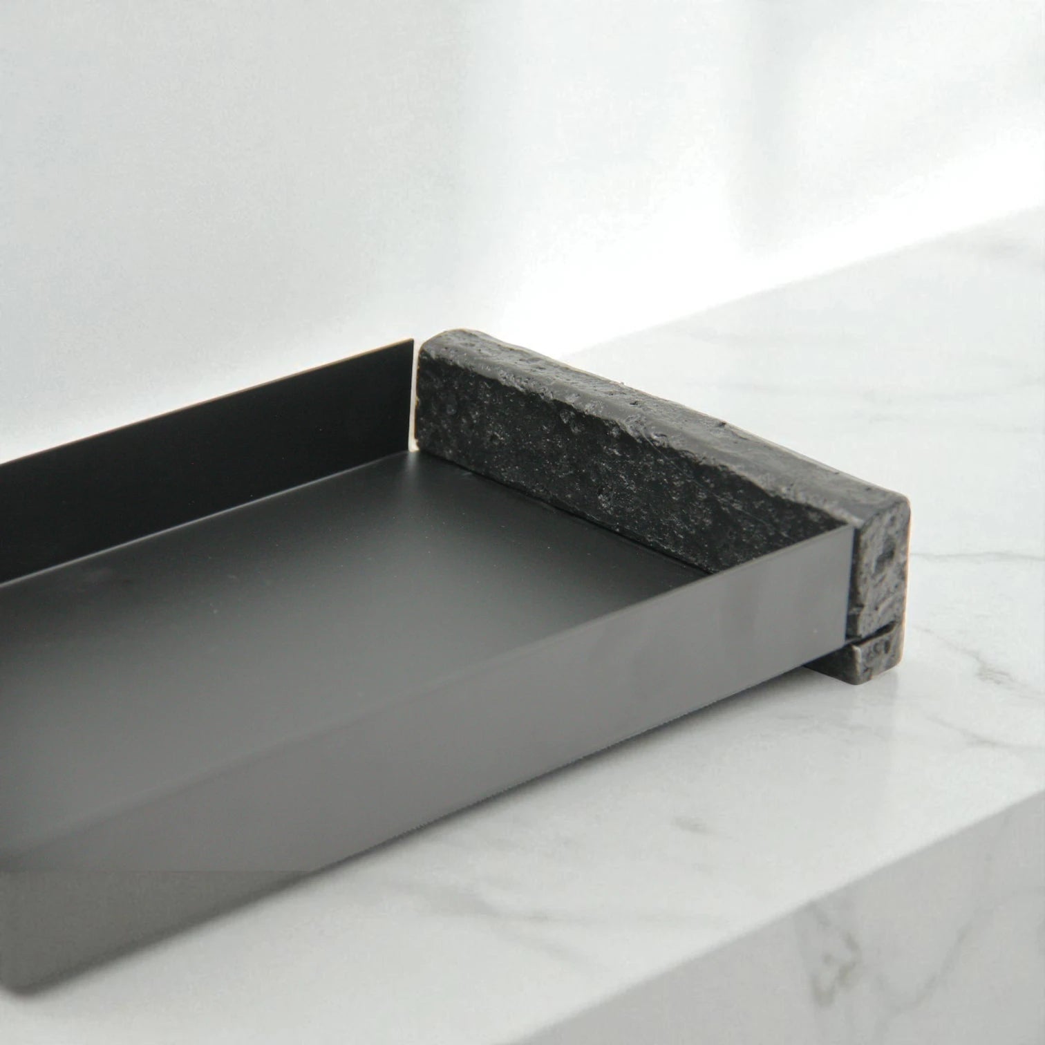 Damoo Modern Rectangular Display Tray with Clear Acrylic Lid – Elegant Minimalist Serving Stand with White Base and Terrazzo Ends - Damoo