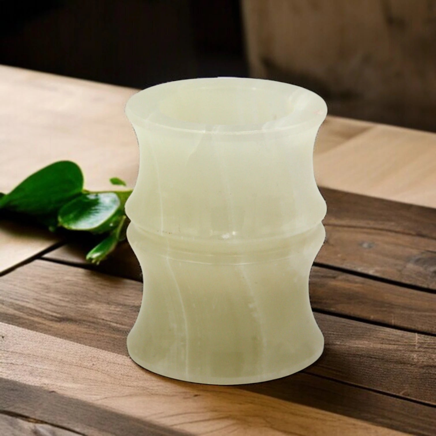 Damoo Natural Onyx Stone Candle Jar – Luxury Polished Marble Decor Piece for Holding Tealights – Elegant Hourglass Design for Living Room, Bedroom, or Gift Giving - Damoo
