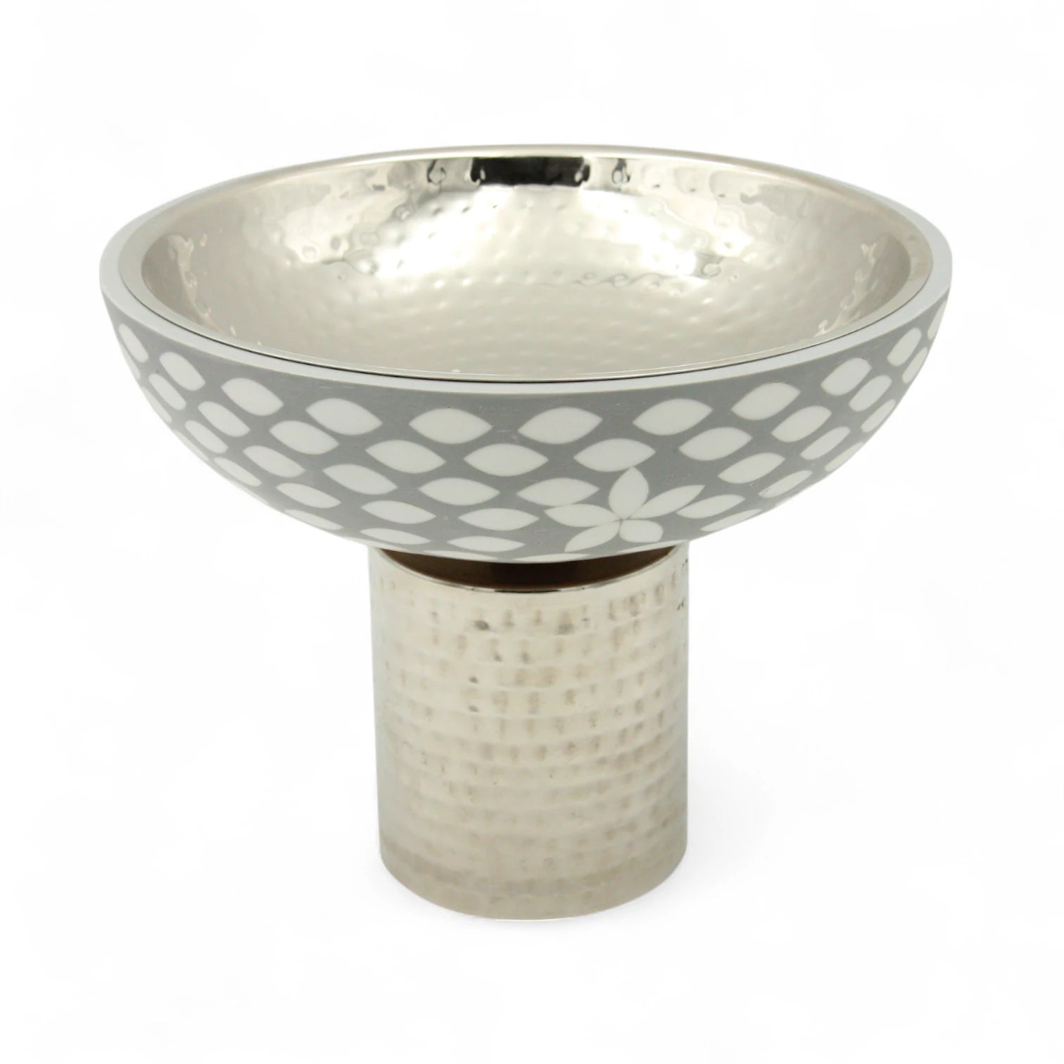 Decorative Stainless Steel Serving Bowl with Textured Base – Elegant Display Bowl for Fruits, Snacks, or Centerpiece Use | Perfect for Dining & Living Room Décor - Damoo