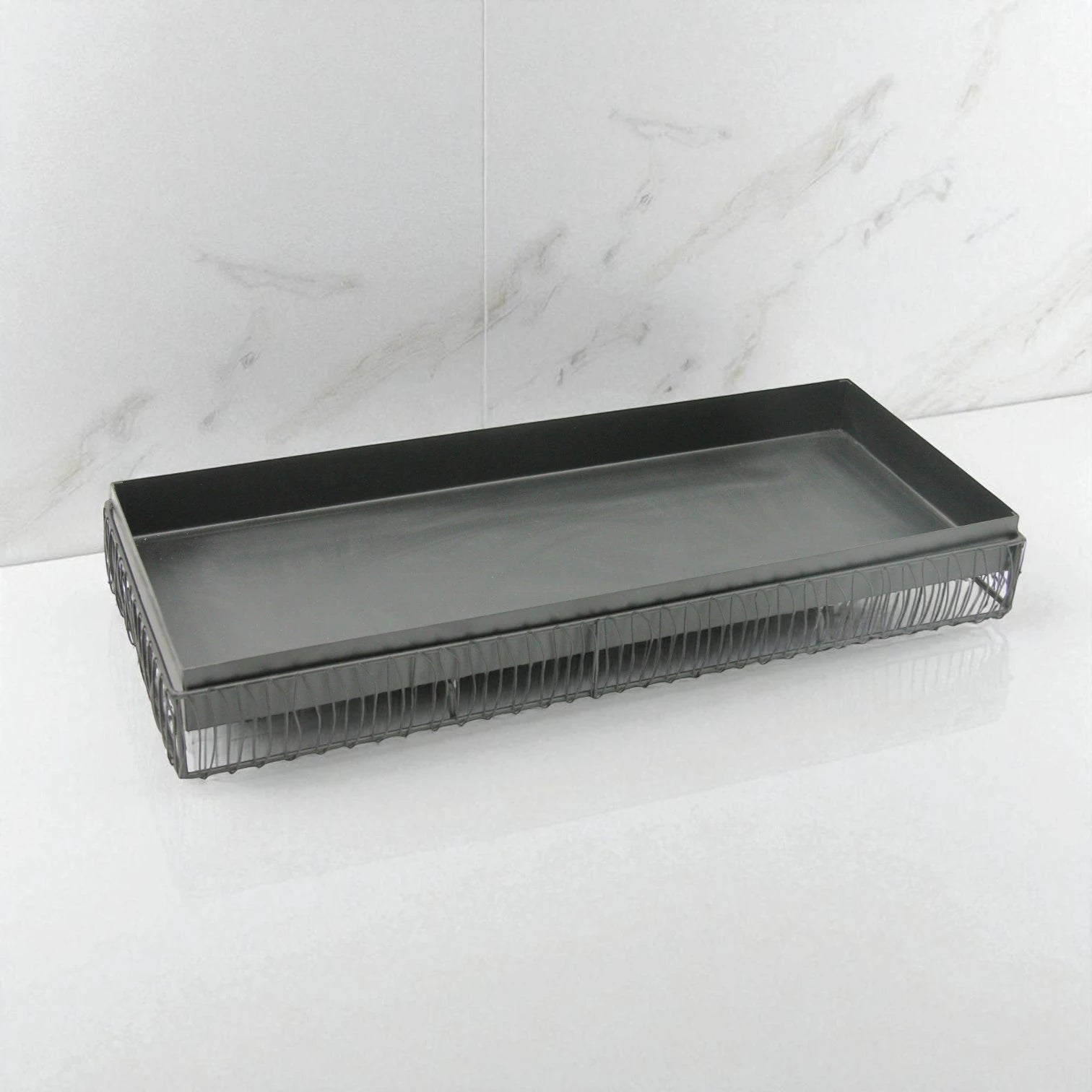 Durable Multipurpose Serving Tray with Shatter-Resistant Base & Insect-Proof Metal Mesh Dome – Ideal for Elegant Fruit, Pastry, and Dessert Presentation Indoors or Outdoors - Damoo