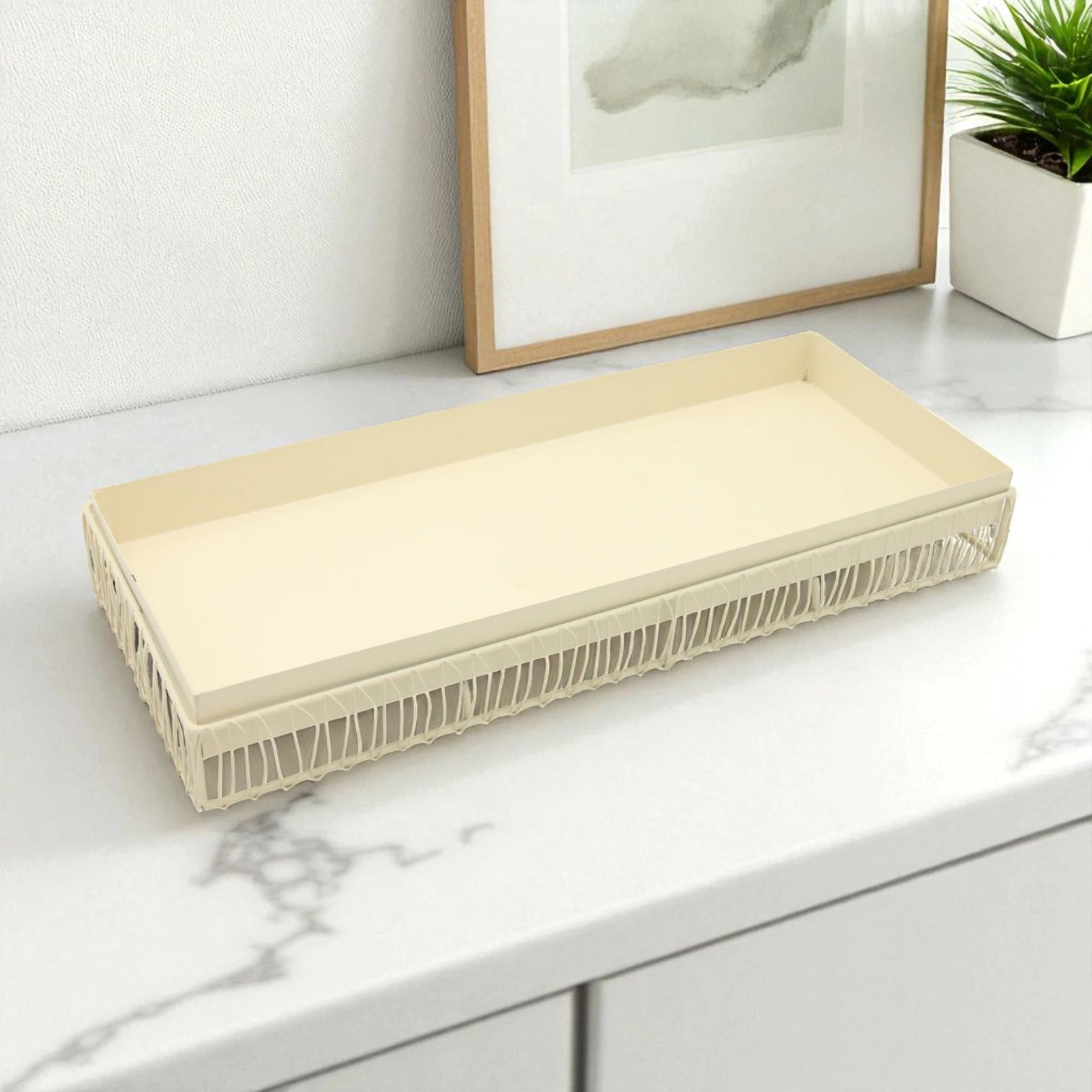 Durable Multipurpose Serving Tray with Shatter-Resistant Base & Insect-Proof Metal Mesh Dome β Ideal for Elegant Fruit, Pastry, and Dessert Presentation Indoors or Outdoors - Damoo