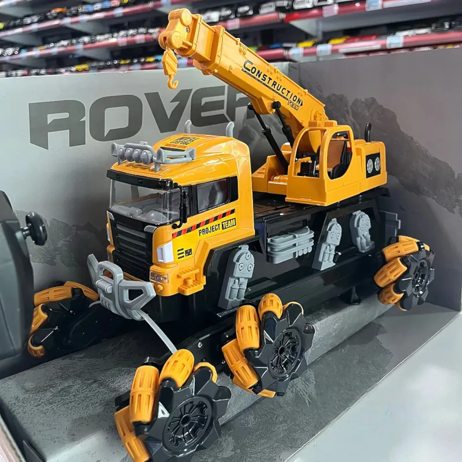 SYRCAR Remote Control Construction Rover Truck with Crane | 6-Wheel RC Stunt Vehicle | Rechargeable Engineering Toy for Kids 6+ with Climbing & Lifting Functions