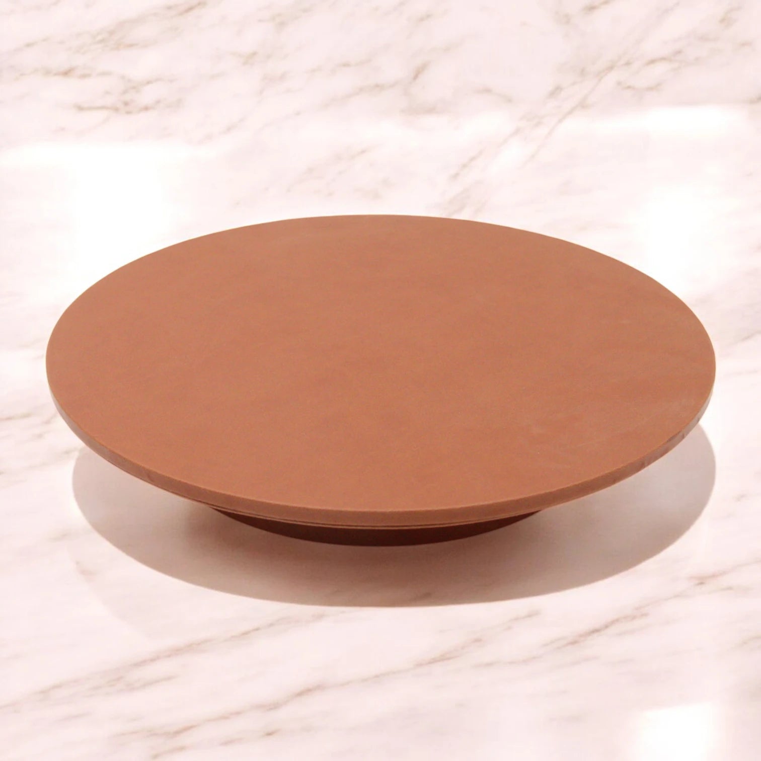 Elegant Leather Round Cake Stand – Large Luxury Dessert Display for Special Occasions & Stylish Serving - Damoo