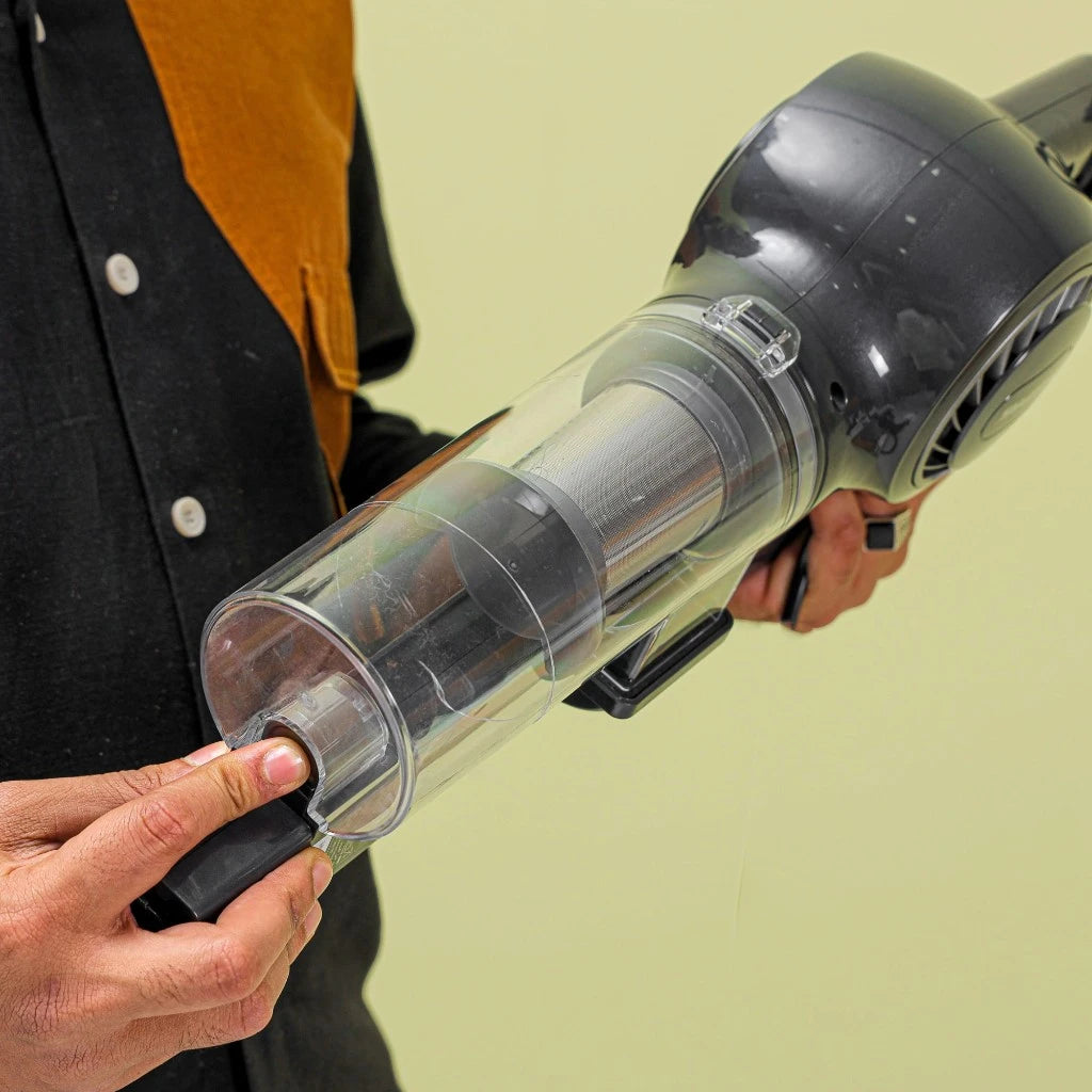 Geepas 2-in-1 Stick & Handheld Vacuum Cleaner – 600W Power, HEPA Filter, 0.9L Dust Cup, Adjustable Floor Head, Lightweight & Quiet – GVC2596N – Black/Grey - Damoo
