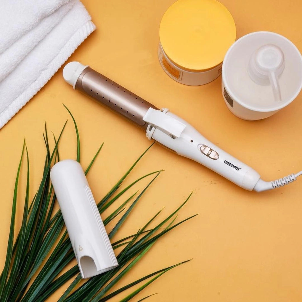 Geepas 2-in-1 Wet & Dry Hair Curler & Straightener – 40W, Adjustable Temperature 80-230°C, Ceramic Coated Plates, 360° Swivel Cord, Travel-Friendly Design – GH8686 - Damoo