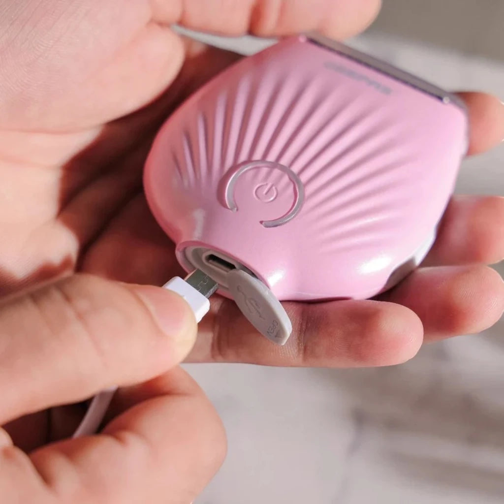 Geepas Rechargeable Lady Shaver – Portable Electric Hair Remover for Face, Legs, Bikini Line | Wet & Dry Use, Cordless, LED Indicator, Pain-Free Shaving - GLS8691N - Damoo
