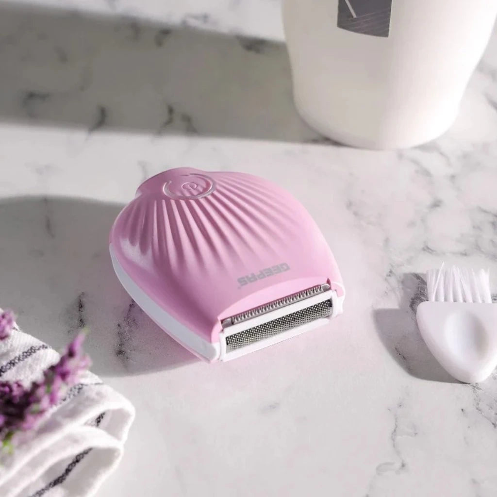 Geepas Rechargeable Lady Shaver – Portable Electric Hair Remover for Face, Legs, Bikini Line | Wet & Dry Use, Cordless, LED Indicator, Pain-Free Shaving - GLS8691N - Damoo