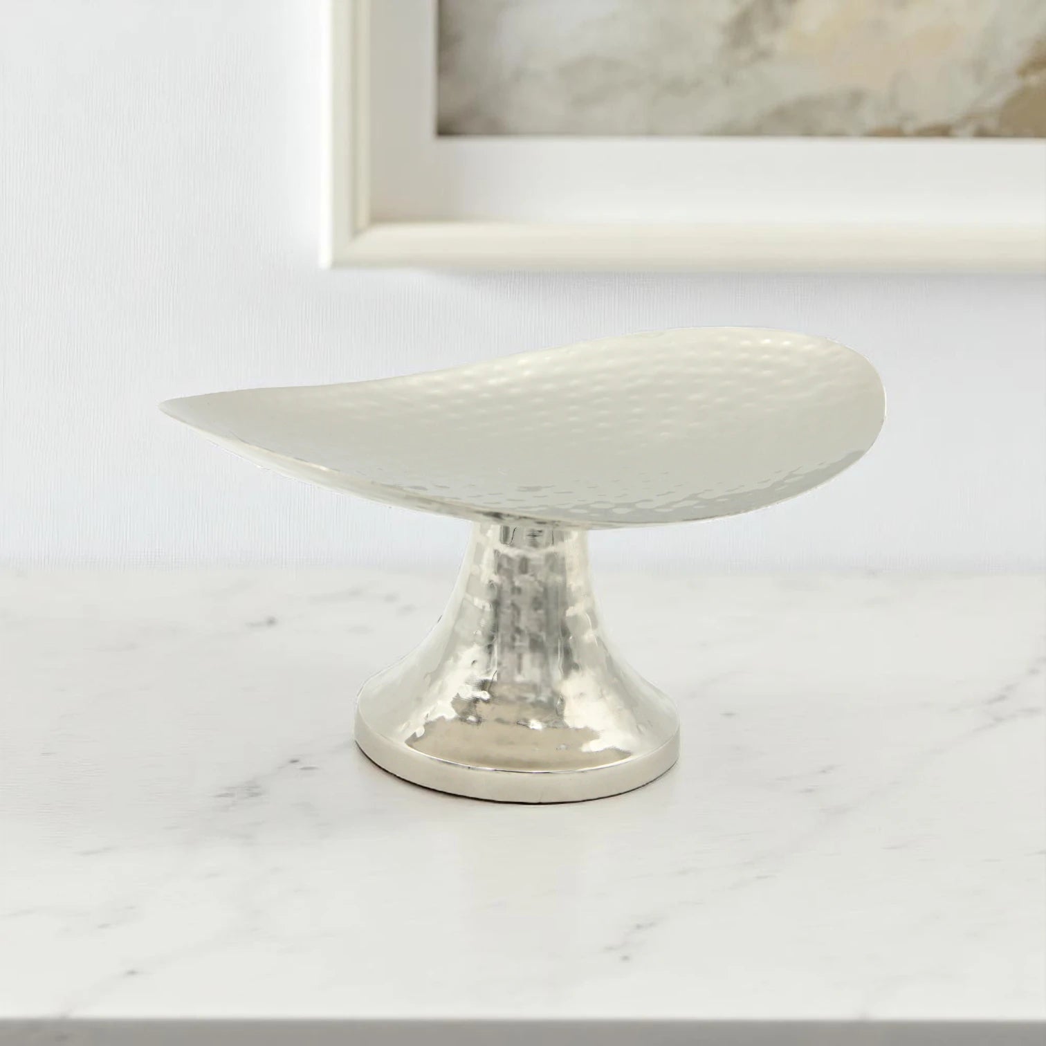 Gold Metal Cake & Dessert Stand – Unique-Shaped Cupcake Platter for Weddings, Birthdays, Baby Showers & Special Events - Damoo