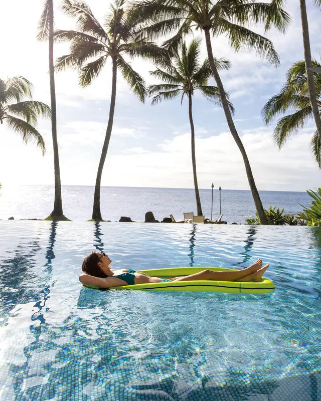 Intex Mesh Pool Lounge Float β Fabric-Wrapped Inflatable Ring with Cooling Mesh Center β Assorted Colors - Damoo