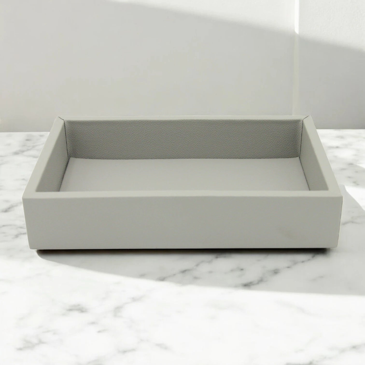 Luxury Leather Serving Tray – Organizer & Food Platter for Home, Office, Parties & Gifting - Damoo