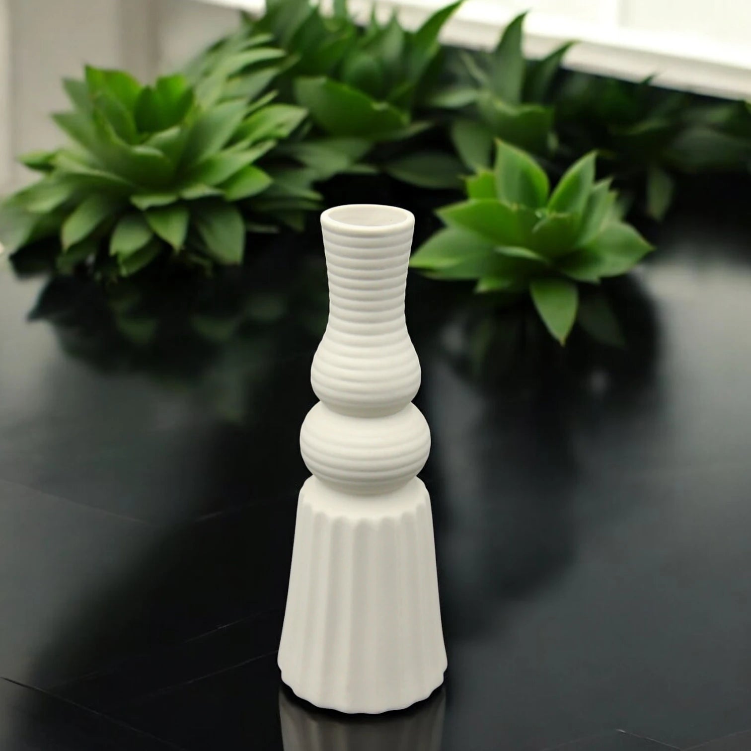 Modern Textured White Ceramic Vase – Geometric Minimalist Flower Vase for Home Decor, Shelf Styling, and Centerpieces - Damoo
