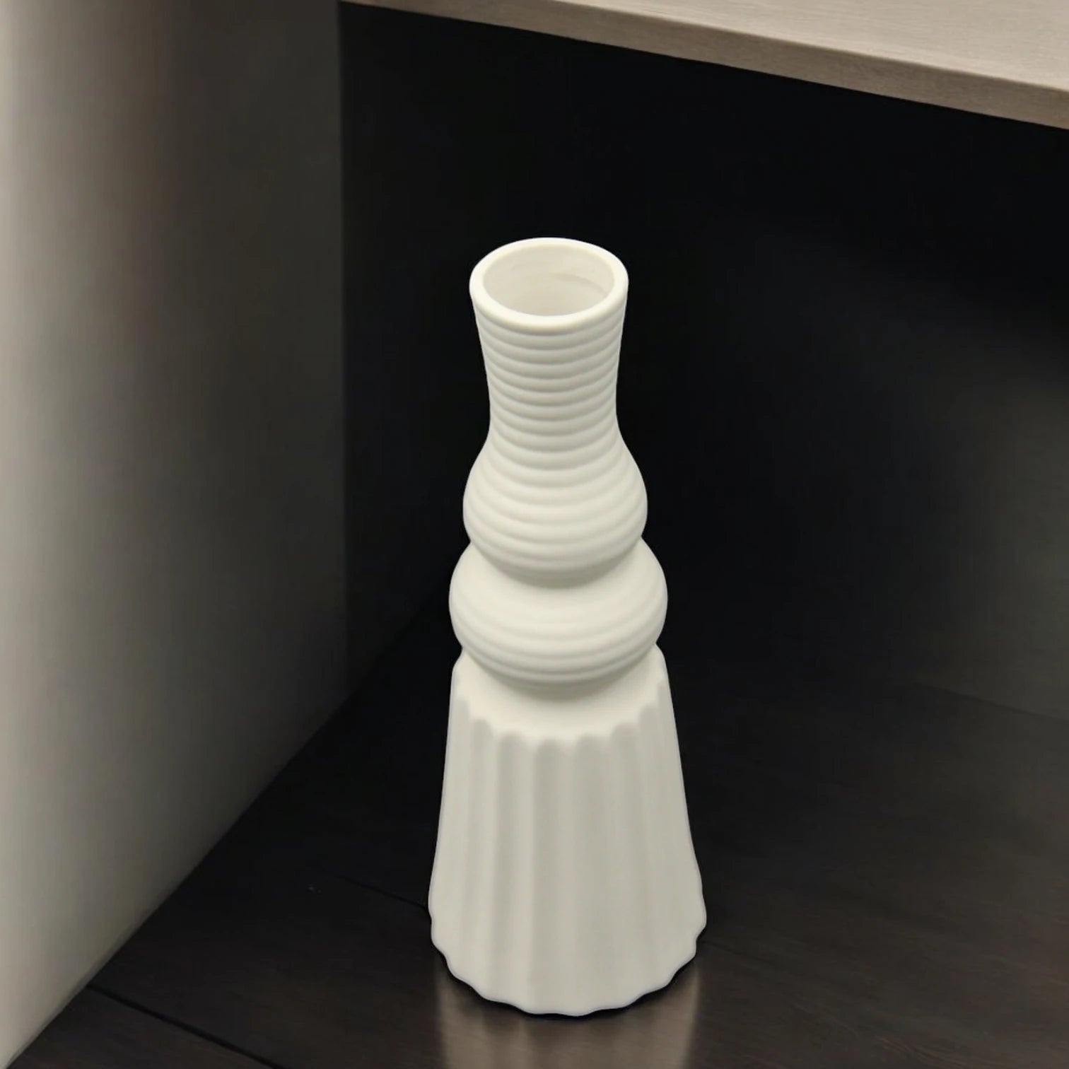 Modern Textured White Ceramic Vase – Geometric Minimalist Flower Vase for Home Decor, Shelf Styling, and Centerpieces - Damoo