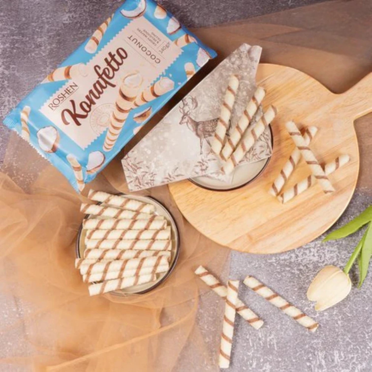 Roshen Konafetto Wafer Rolls with Coconut Cream Filling – 3X140g | Crispy Rolled Wafers with Exotic Coconut Flavor | Sweet Snack from Ukraine - Damoo