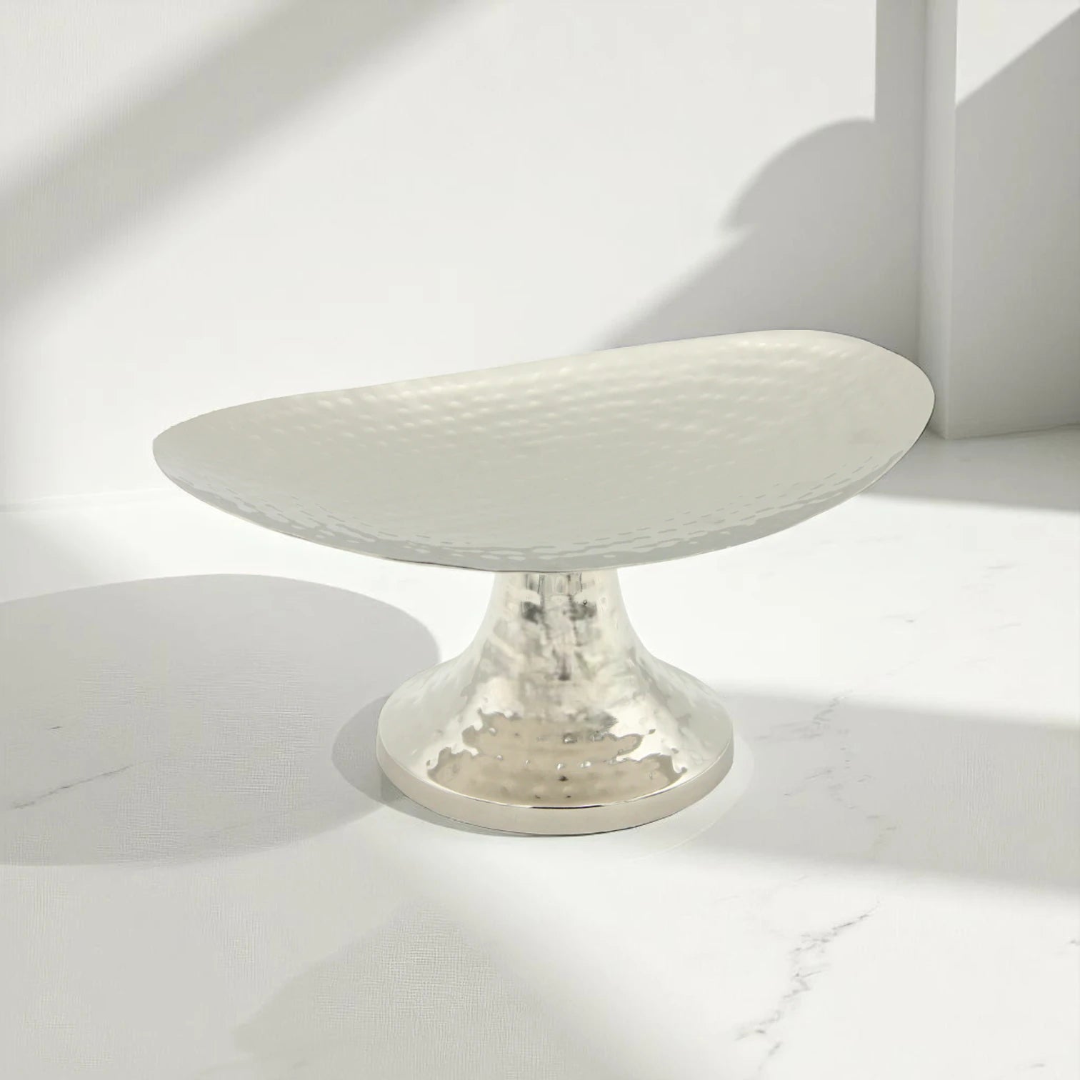 Oval Metal Cake & Dessert Stand – Unique Shaped Platter Display for Cupcakes, Pastries, & More – Perfect for Weddings, Birthdays, and Celebrations - Damoo