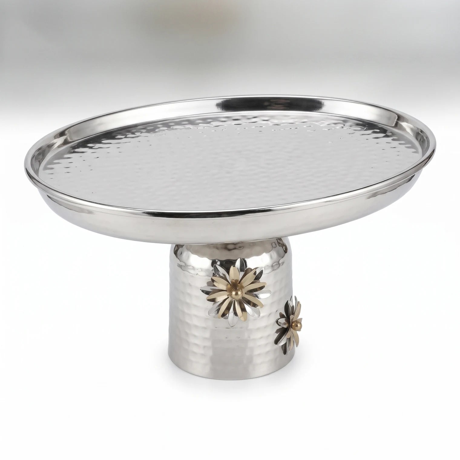 Silver Metal Oval Serving Stand – 23 × 26 × 38 cm | Flower Detailed Base | Raised Rim Dessert Tray