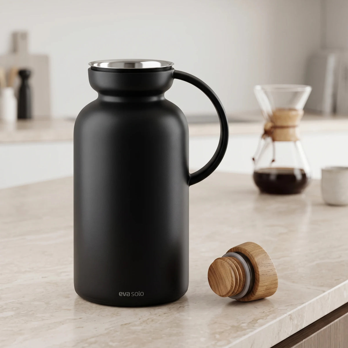 Eva Solo Black Silhouette Vacuum Flask 1.0 Litre with Steel Insert – Leak-Proof, Keeps Drinks Hot 12 Hours or Cold 24 Hours