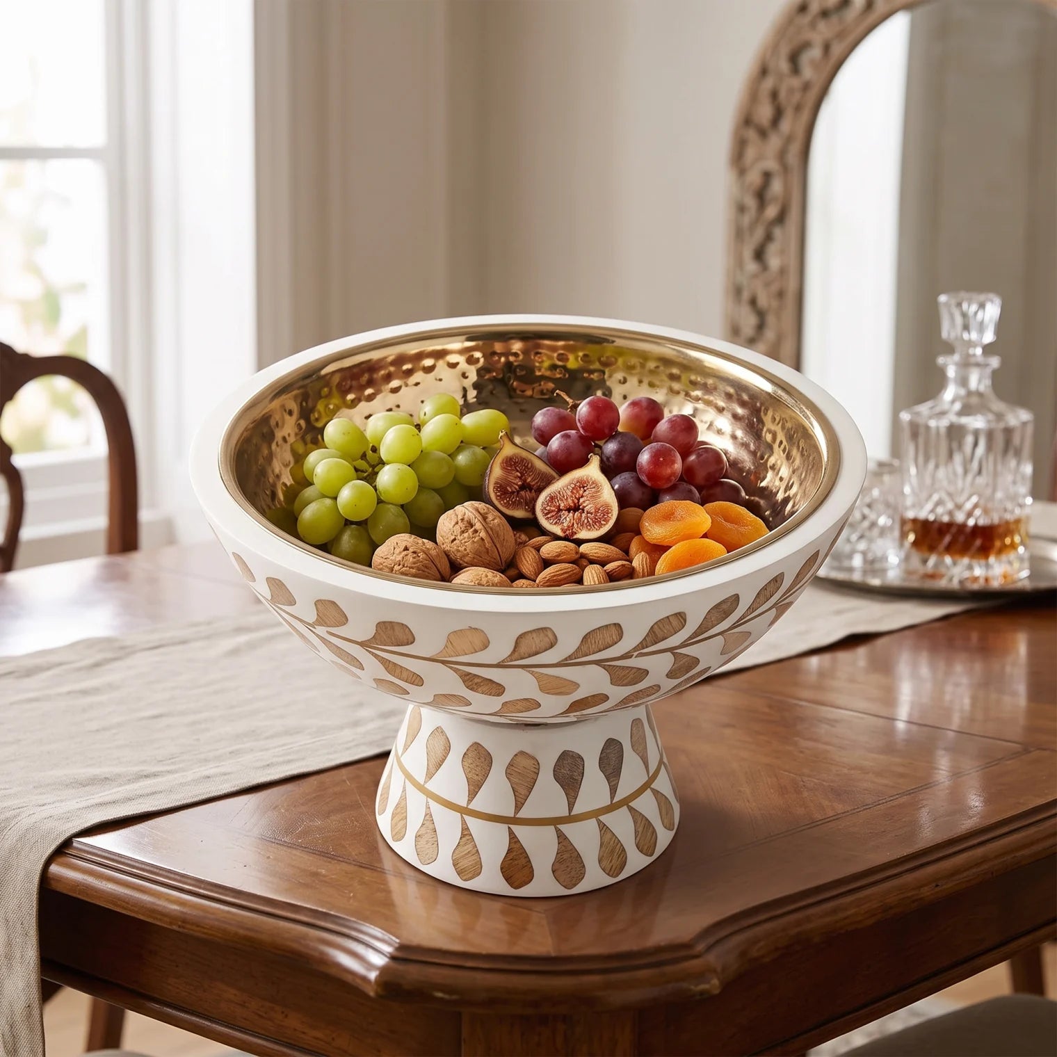 Decorative Footed Bowl – White and Gold with Hammered Metallic Gold Interior | 15 x 24 x 24 cm