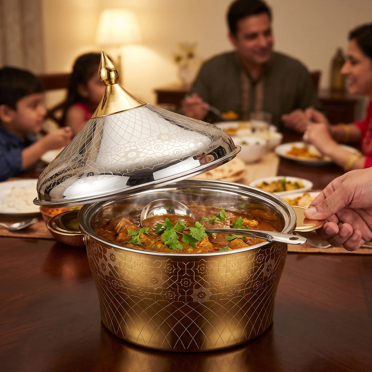 BOHARA 3.5 liters 18/10 Stainless Steel Hot Pot – Lidded Food Serving Vessel with Side Handles for Tabletop Serving