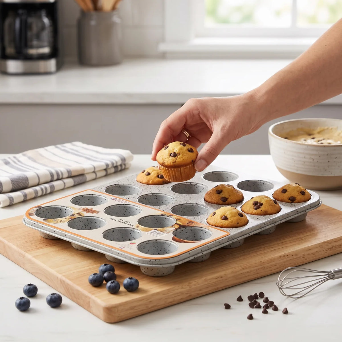 AVCI Home maker 24 Cup Mini Muffin Pan – Granite Non-Stick Coating | 38 x 26 x 4 cm | 24-Cavity Baking Tray