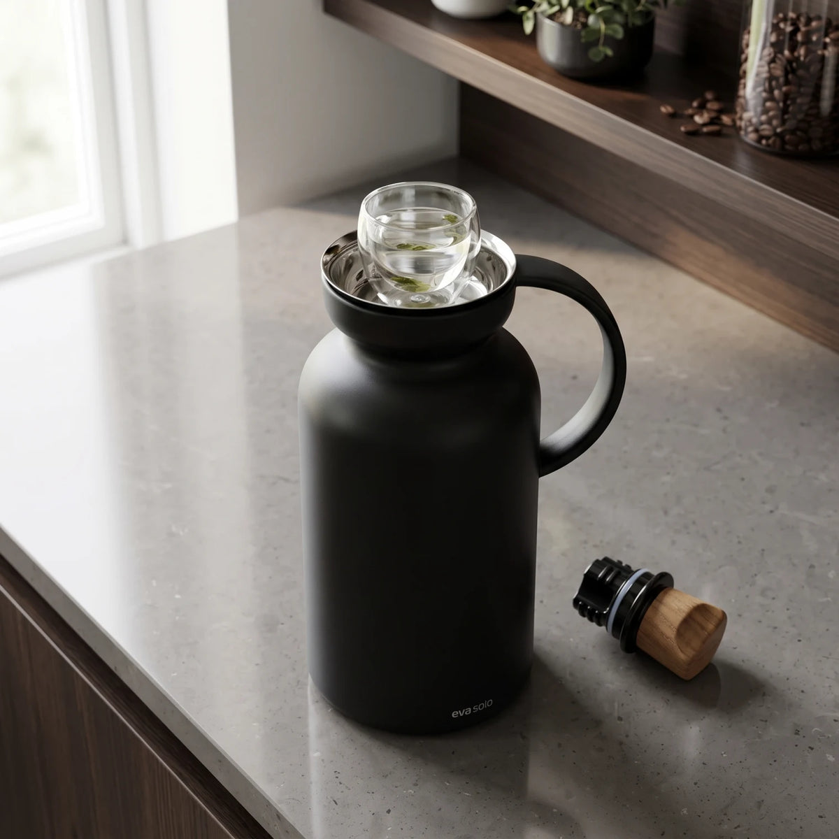 Eva Solo Black Silhouette Vacuum Flask 1.0 Litre with Steel Insert – Leak-Proof, Keeps Drinks Hot 12 Hours or Cold 24 Hours