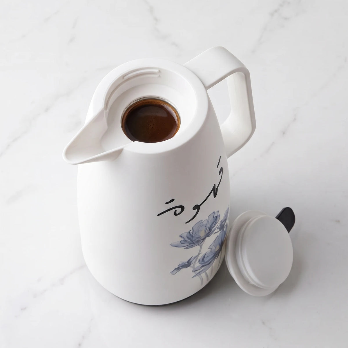 Crystal House vaccum flask – 1 Liter | Blue Floral Arabic Qahwa Calligraphy | Leak Proof Tea and Coffee Flask