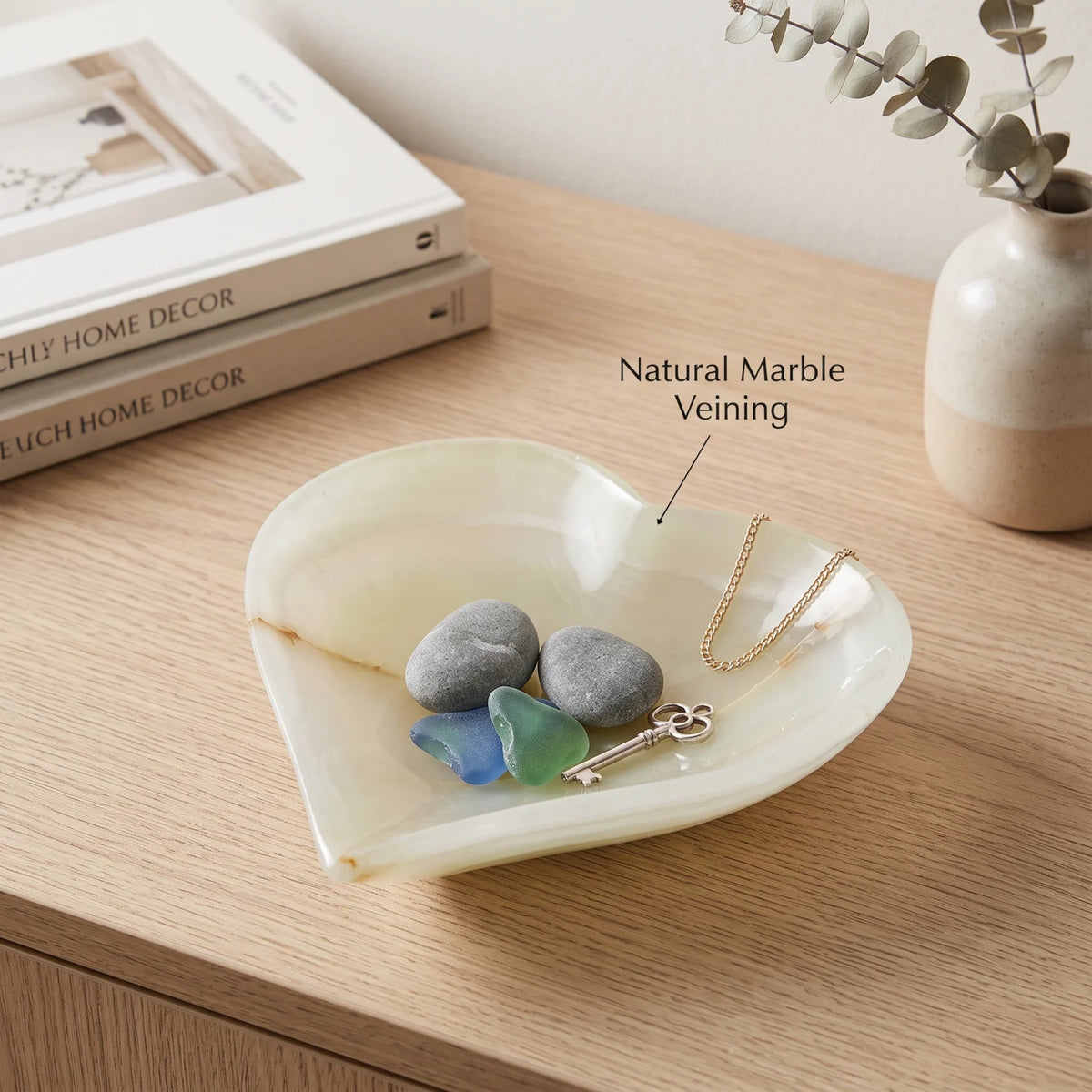 Marble Heart Shape Bowl – 16 cm Decorative Serving Dish for Tabletop Display and Everyday Home Organisation