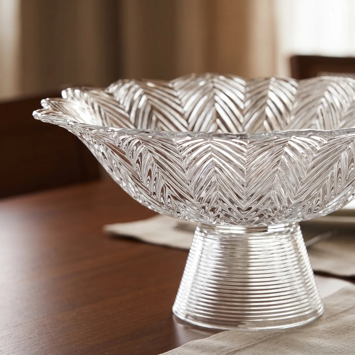 Glass Pedestal Fruit Bowl – 22cm Zigzag Textured Bowl with Scalloped Rim and 10cm Stand
