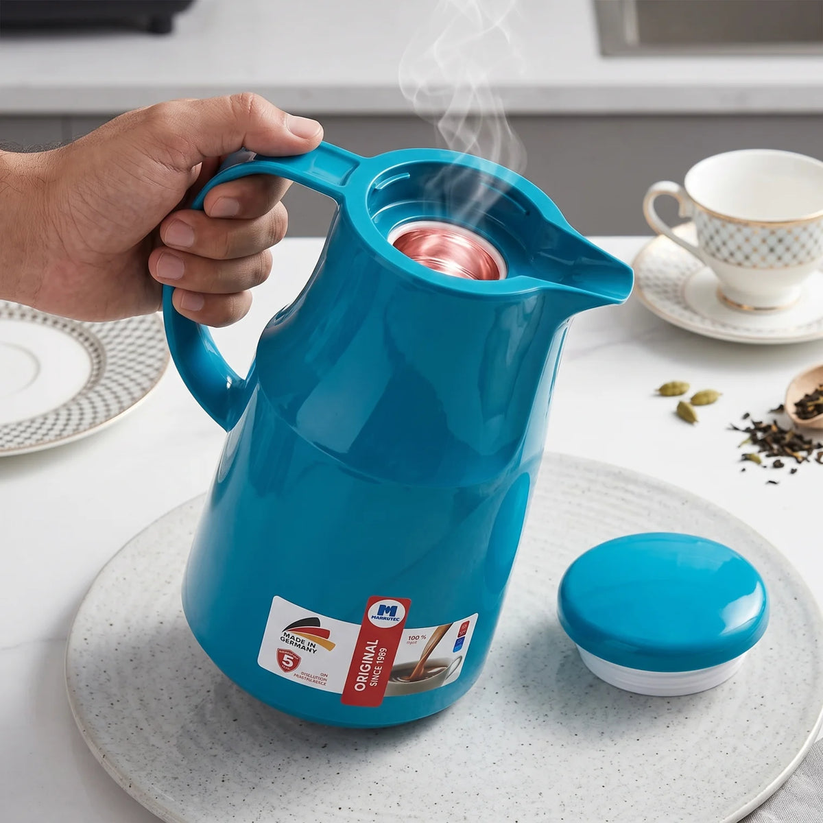 Markutec Vacuum Flask 1 Liter – Peacock Blue Plastic Body | Pink Glass Interior | Leak Proof Tea and Coffee Flask