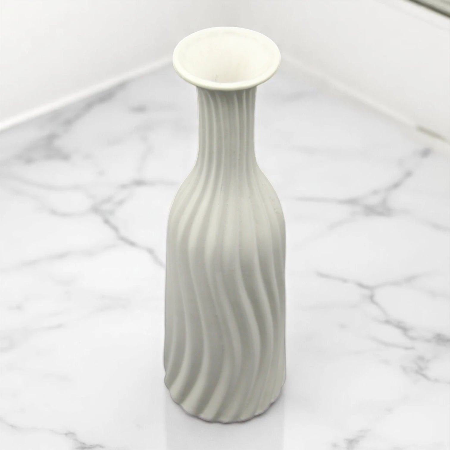 White Ceramic Minimalist Flower Vase – Modern Decorative Vase for Living Room, Office, or Wedding Centerpieces - Damoo