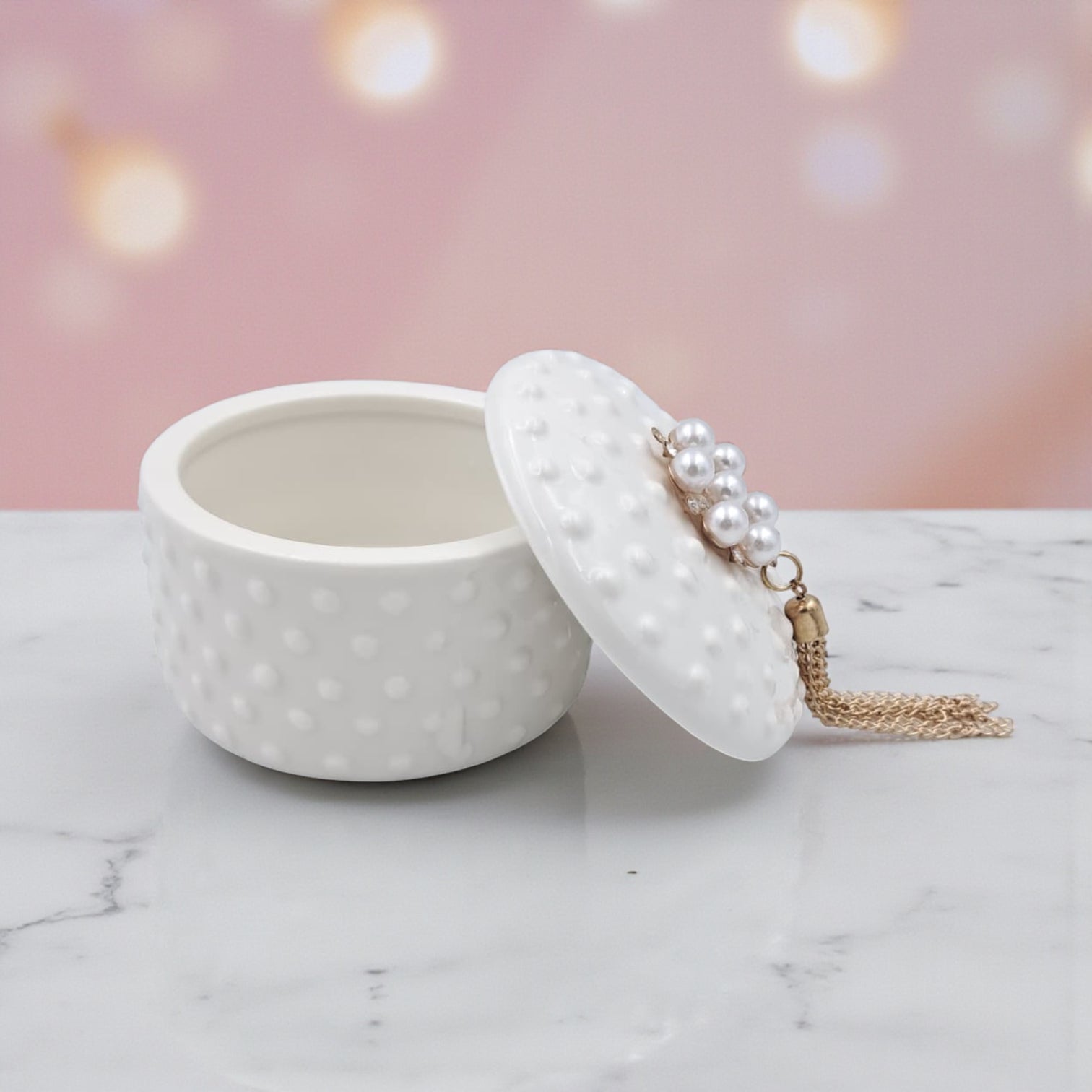 Elegant Porcelain Jewelry Box with Pearl & Crystal Lid – White Round Decorative Trinket Holder with Golden Tassel Accent