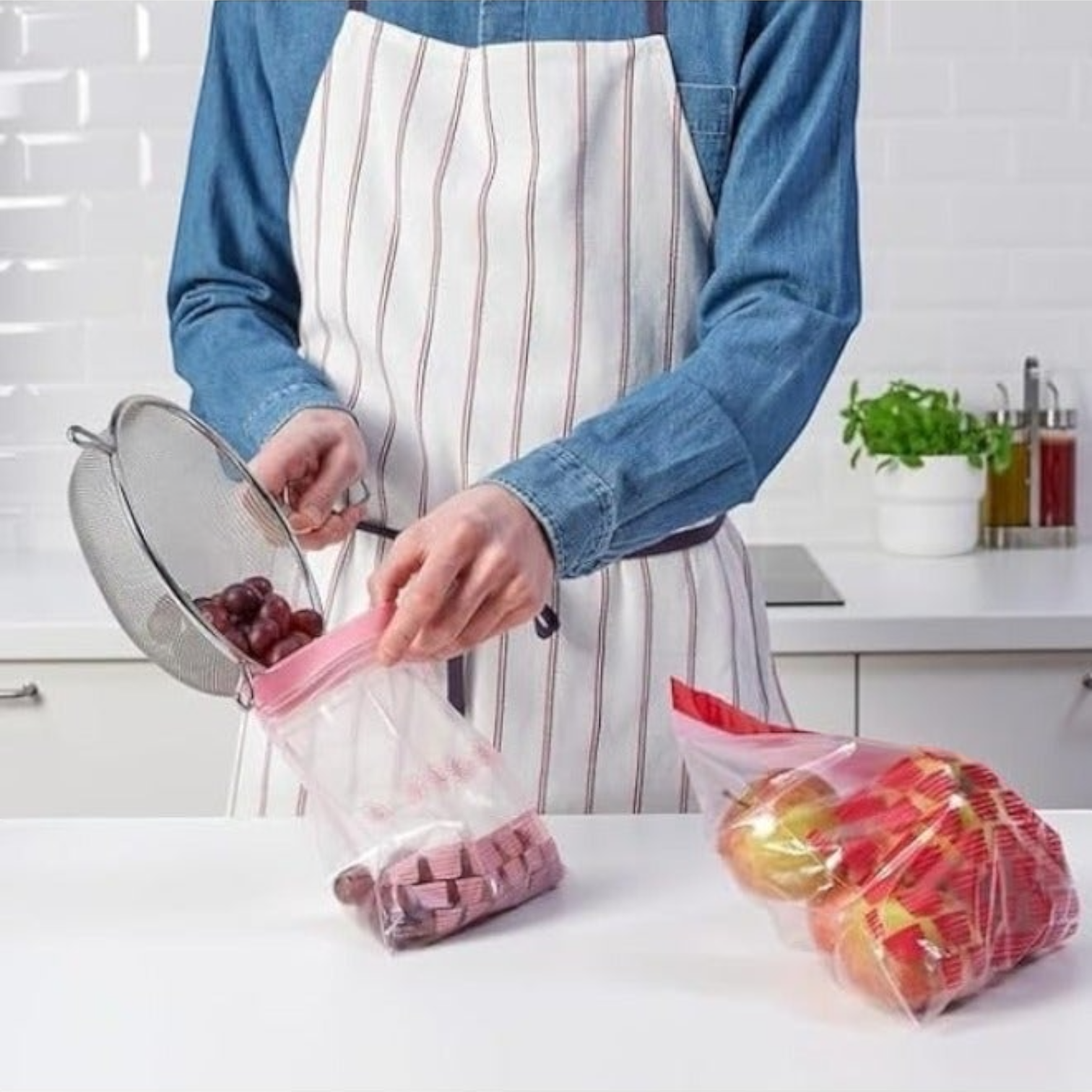 Hotpack Plastic Reclosable Zipper Lock Bags for Food Storage & Organization – 20 Pieces (18 × 21 cm) - Damoo