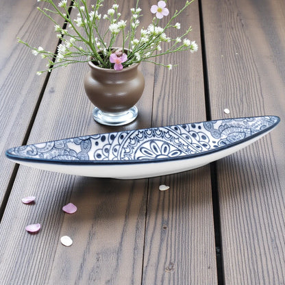 Che Brucia Ceramic Boat-Shaped Serving Dish – Blue & White Patterned Mandala Design | Premium Decorative Tableware for Snacks, Nuts, Olives, Dry Fruits, Sauces & Appetizers – 23cm