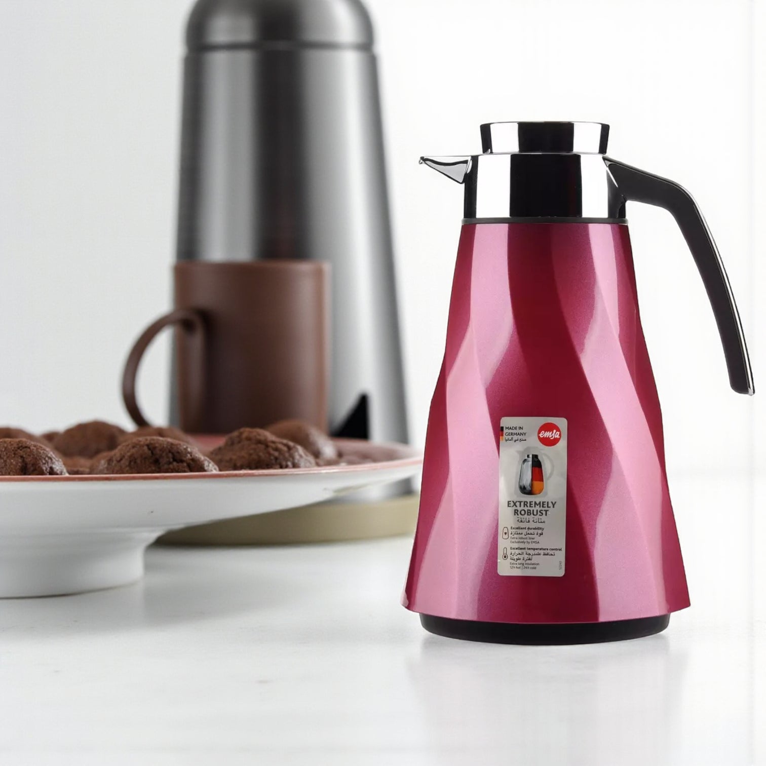 Emsa Cone Thermal Jug Swirl 1.5 L – Metallic Purple | Premium German-Made Vacuum Flask with Glass Liner for Hot & Cold Drinks - Damoo