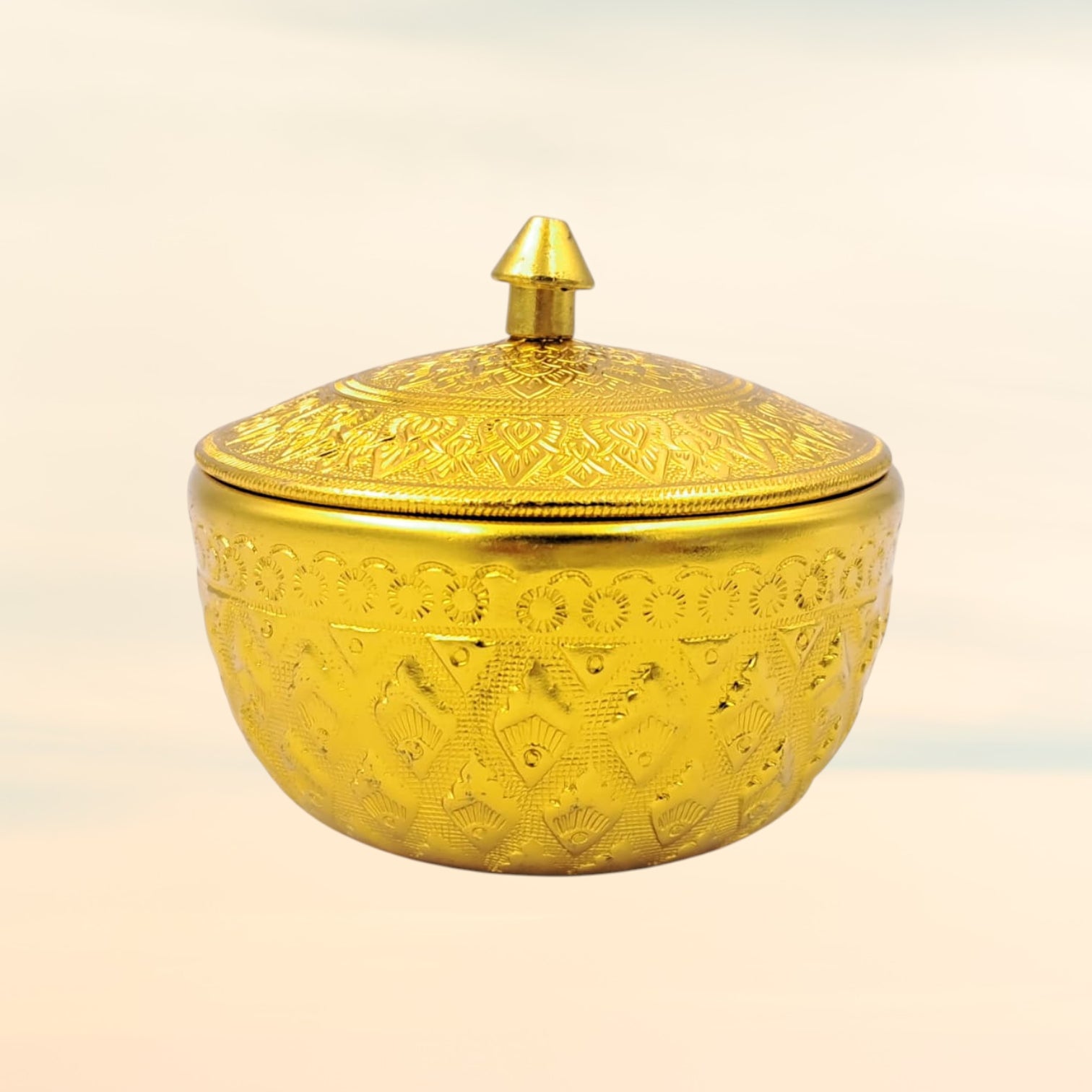 Thai Engraved Aluminum Sugar & Date Bowl with Lid | Silver & Gold | 8.5cm | Hospitality Dish for Sweets, Dates, Sugar & Arabic Coffee Service