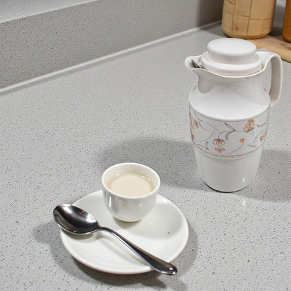 Helios Insulated Vacuum Jug 2.0L – Floral-design | Premium Plastic Thermos Flask with Q100 Glass Insert | German-Made Double-Wall Design for Excellent Heat Retention - Damoo