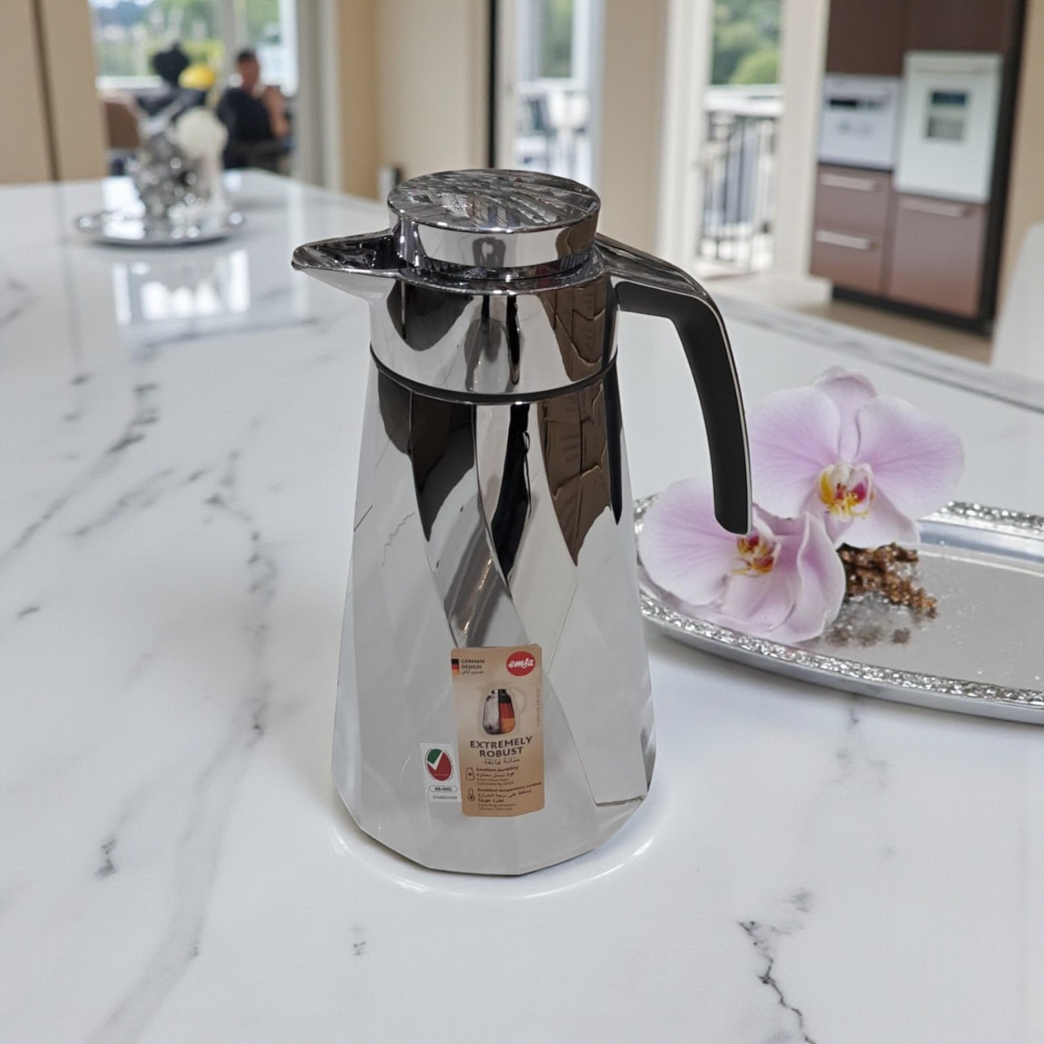 Emsa Cone Thermal Jug Swirl 1 L – Metallic Silver | Premium German-Made Vacuum Flask with Glass Liner for Hot & Cold Drinks - Damoo