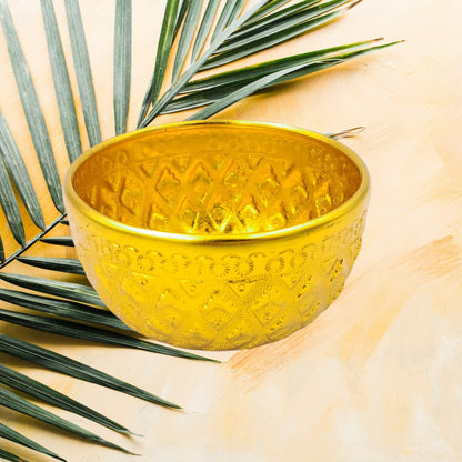 Thai Engraved Aluminum Sugar & Date Bowl with Lid | Silver & Gold | 8.5cm | Hospitality Dish for Sweets, Dates, Sugar & Arabic Coffee Service