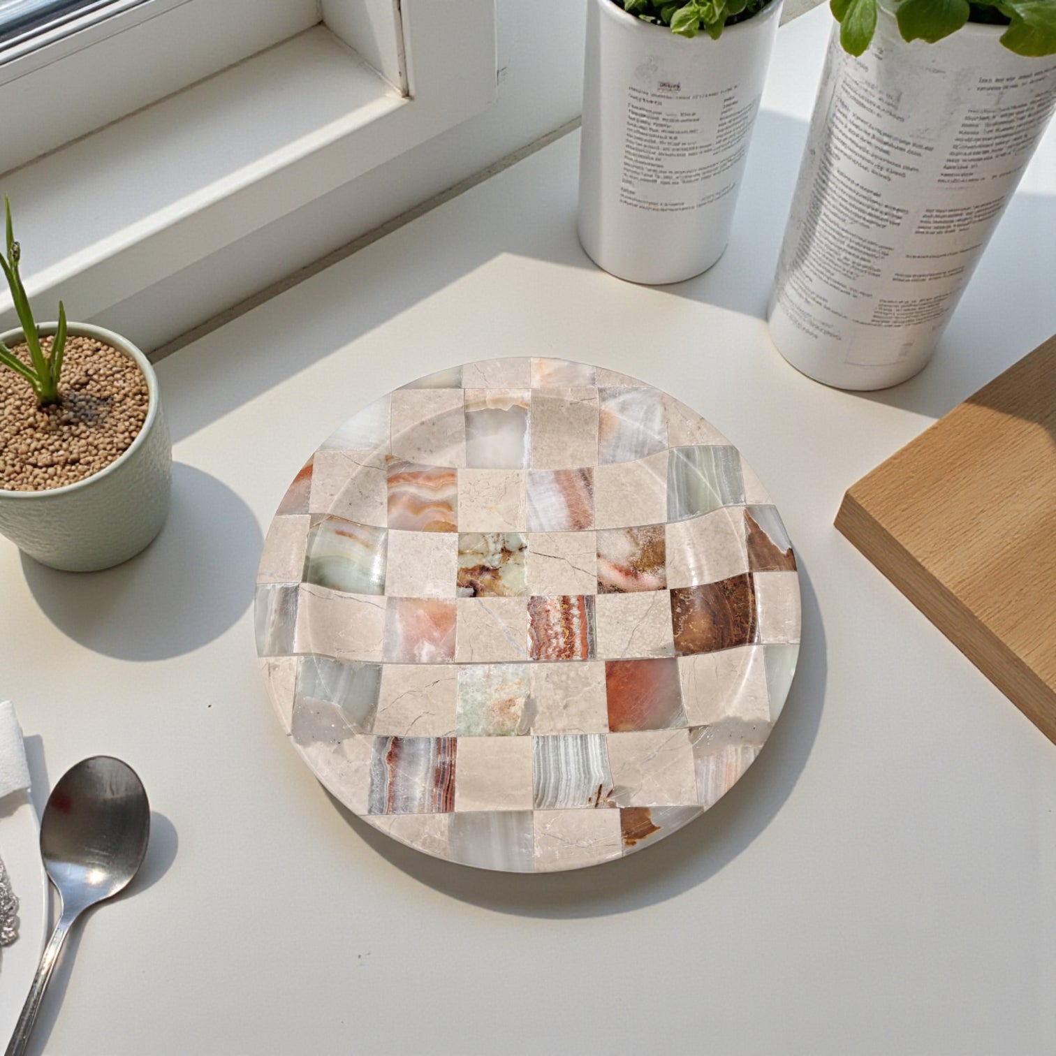Modern Travertine & Onyx Stone Tray – Handcrafted Checkered Decorative Plate for Jewelry, Keys & Home Décor (H2.5 x 20L × 20W CM) - Damoo