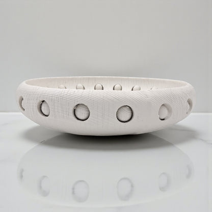 Round Cream Stoneware Basket Bowl – Handcrafted Decorative Bread & Fruit Bowl for Dining and Home Décor - Damoo