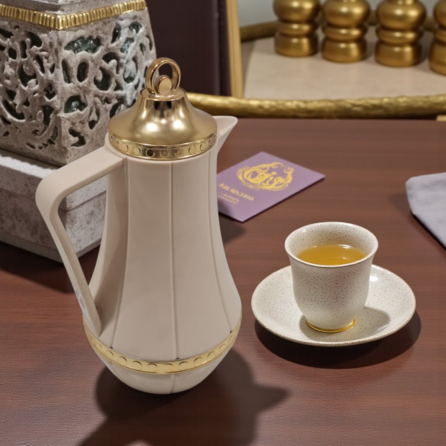 GERMAX Arabic Vacuum Flask 0.6L – Golden Lid | Premium PP Plastic Thermo Coffee & Tea Pot | Keeps Drinks Hot for 12 Hours & Cold for 24 Hours - Damoo