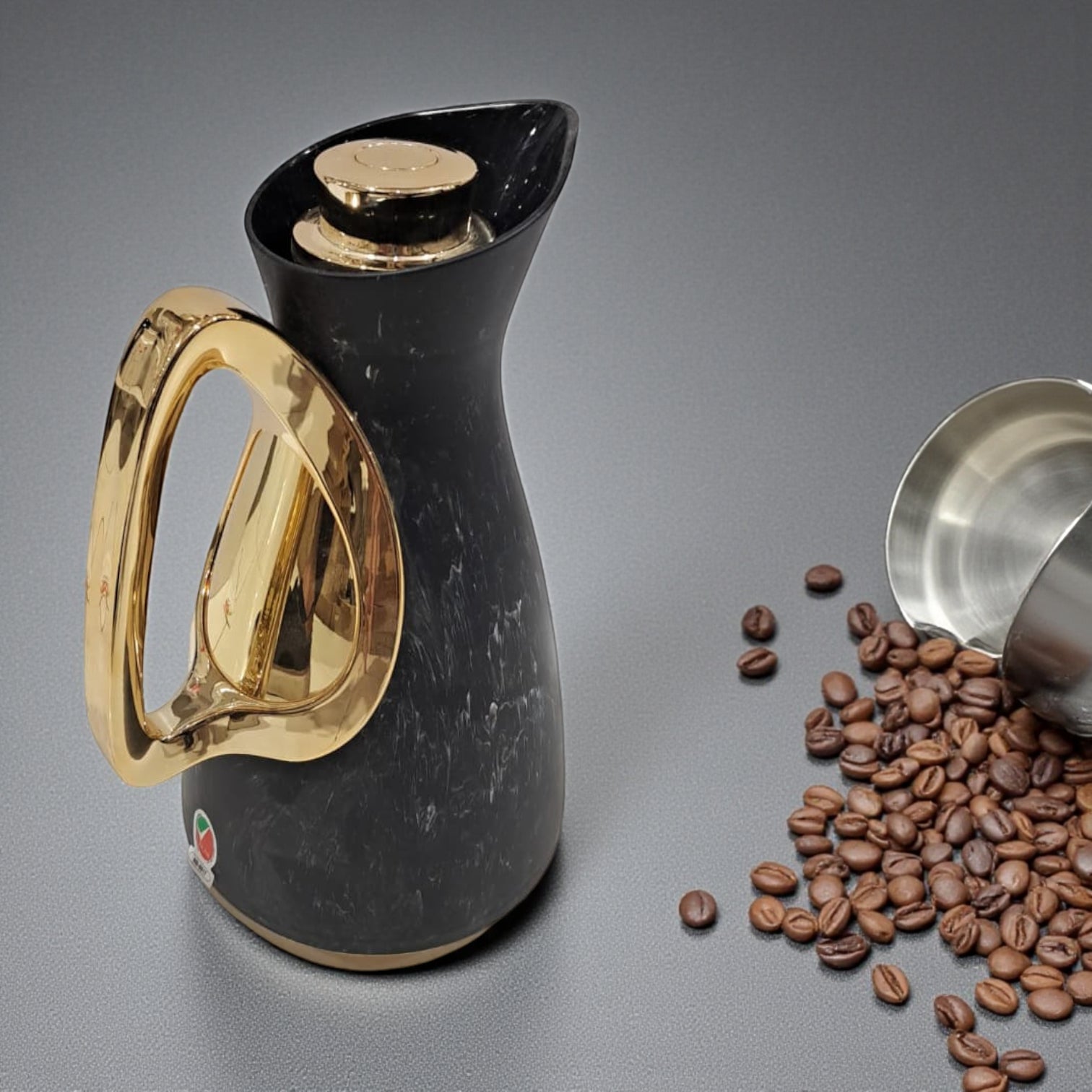 GERMAX Arabic Vacuum Flask 1.0L – Black flask Golden Lid | Premium PP Plastic Thermo Coffee & Tea Pot | Keeps Drinks Hot for 12 Hours & Cold for 24 Hours - Damoo