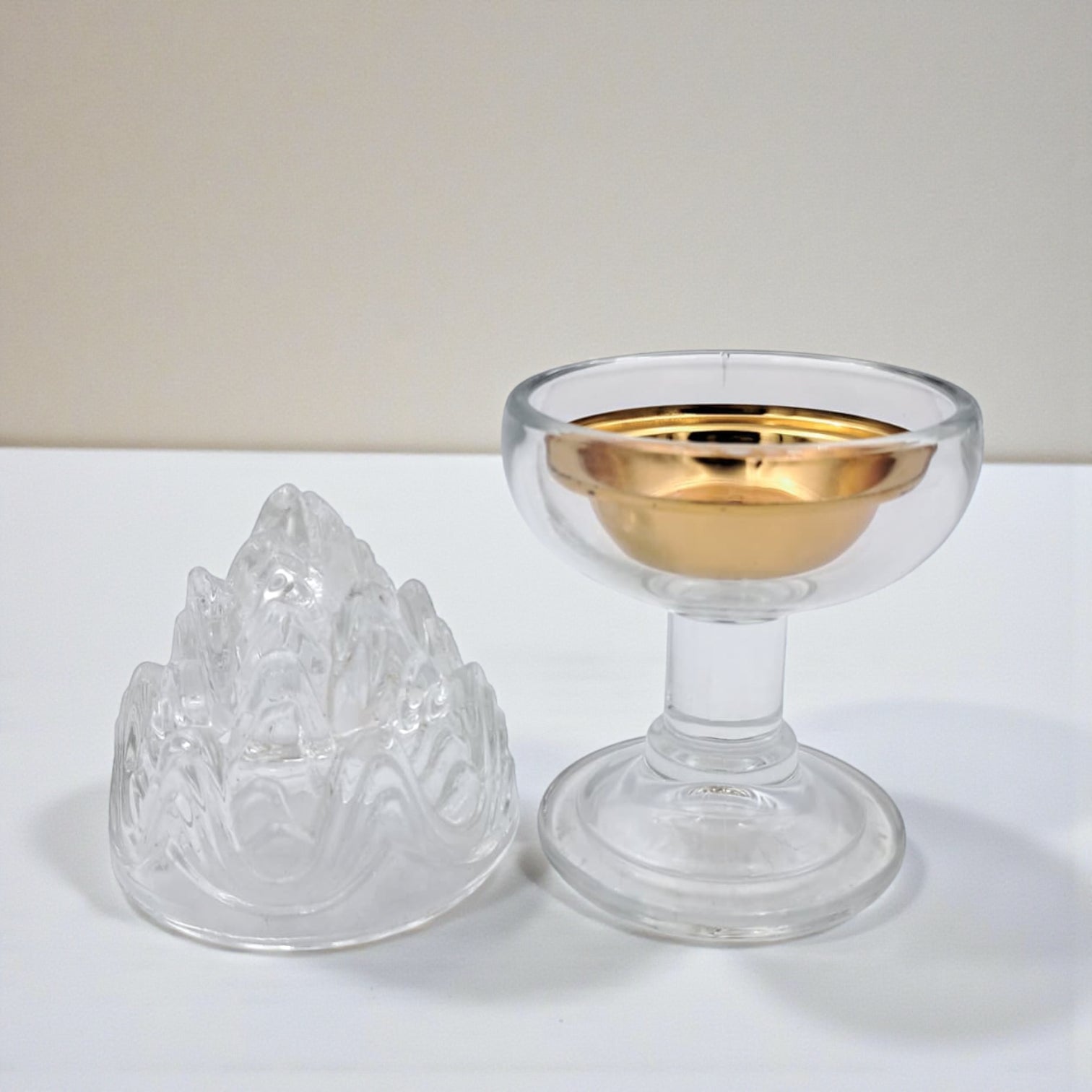 Crystal Bakhoor Burner with Lid – Luxury Glass Oud Incense Charcoal Burner | Elegant Home Fragrance & Arabic Decor Gift