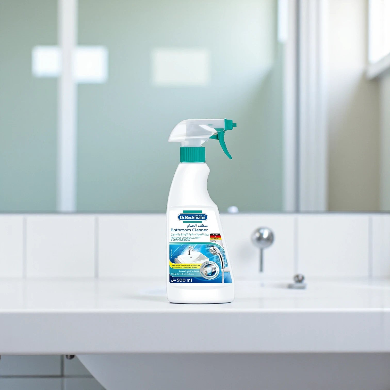 Dr. Beckmann Bathroom Cleaner Spray 500ml  | Removes Limescale, Soap Residues & Dirt | Powerful German Formula with Fresh Scent, Prevents New Deposits