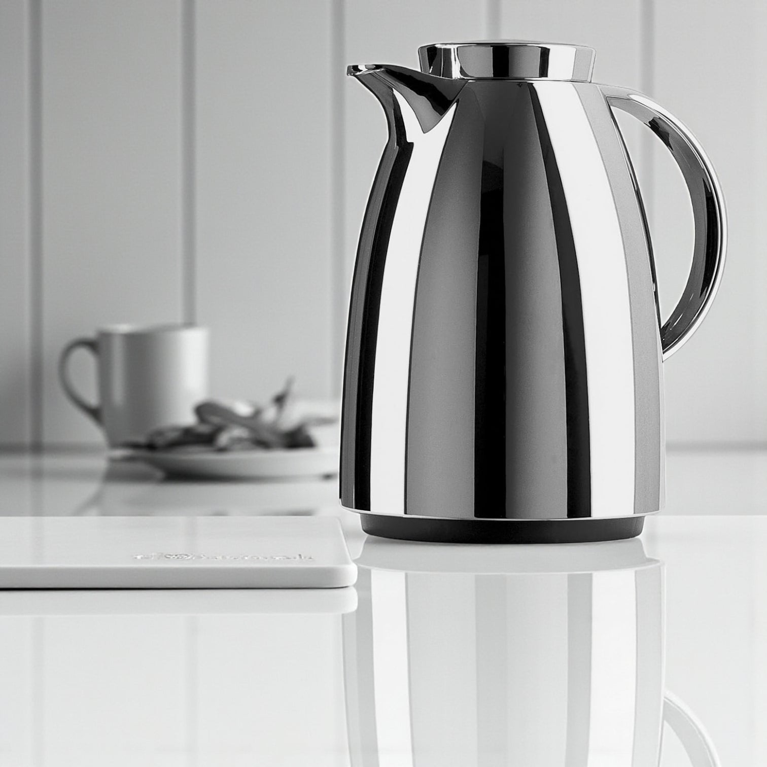 Emsa Screw-Top Vacuum Flask 0.35L – Chrome Stainless Steel Thermos with Glass Liner, Diamond Aroma System, 12H Heat / 24H Cold Retention, Multi-Walled Insulation for Coffee, Tea & Beverages - Damoo