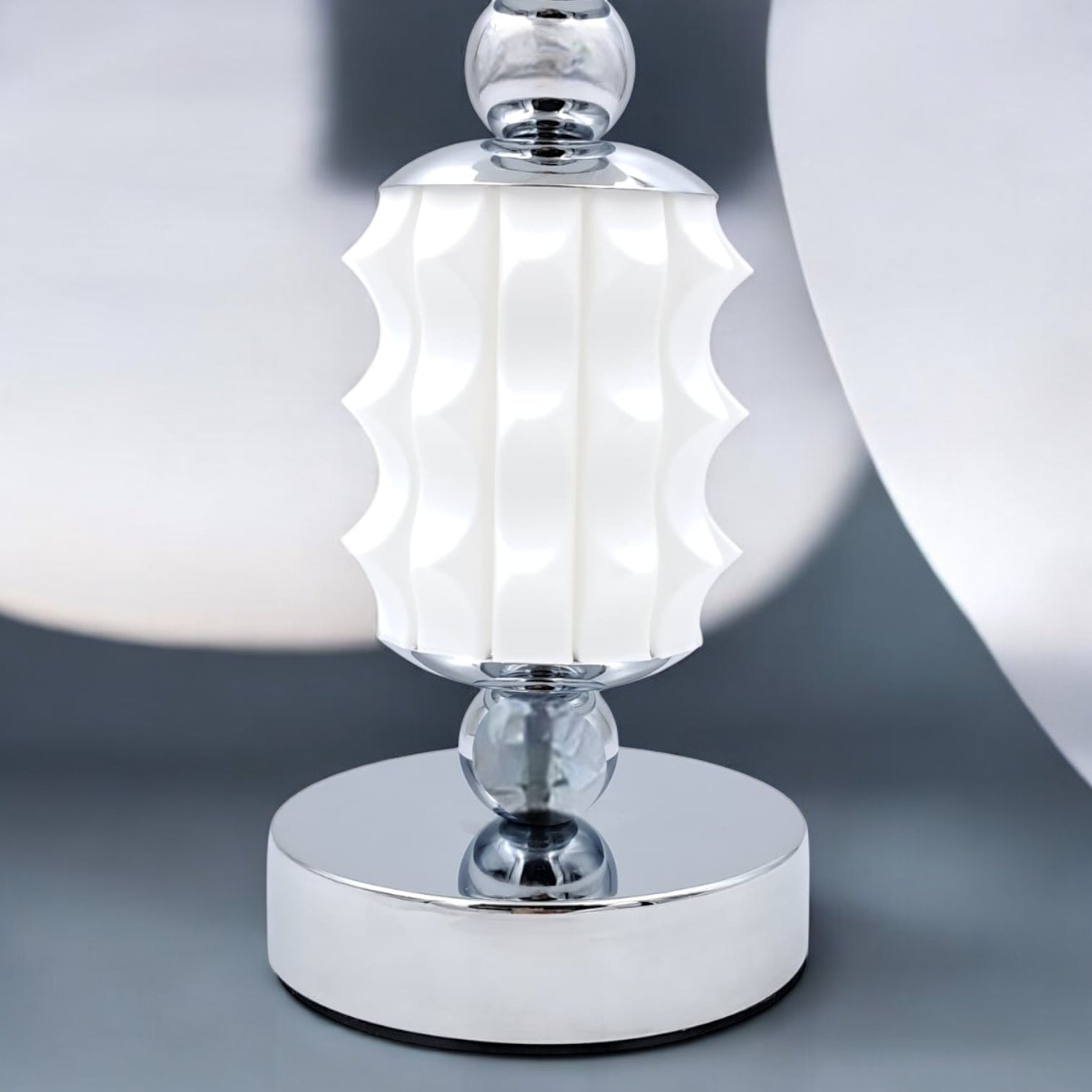 Modern Silver & White Bakhoor Burner – Ornate Decorative Arabic Incense Holder for Home, Office & Majlis – Metal & Textured Design (H26 × L10 × W10 CM) - Damoo